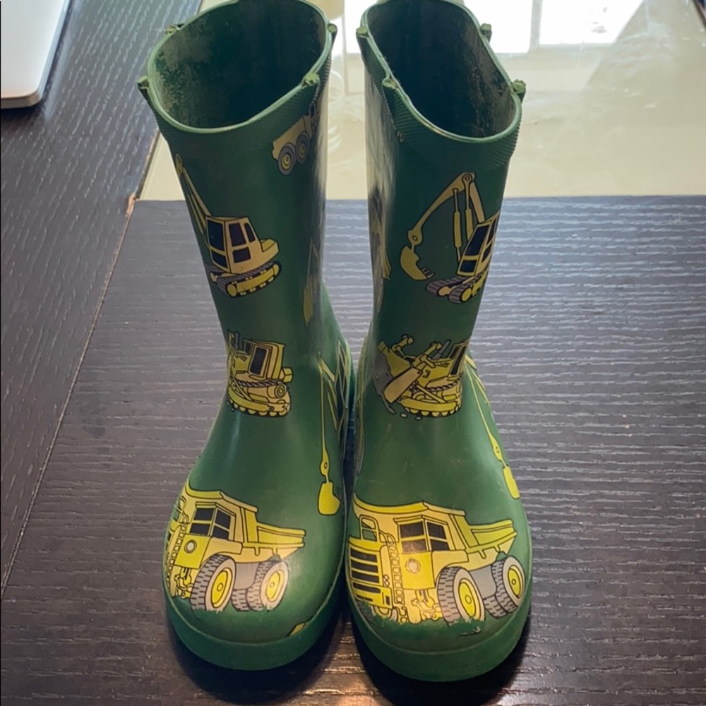 Kids rain shoes